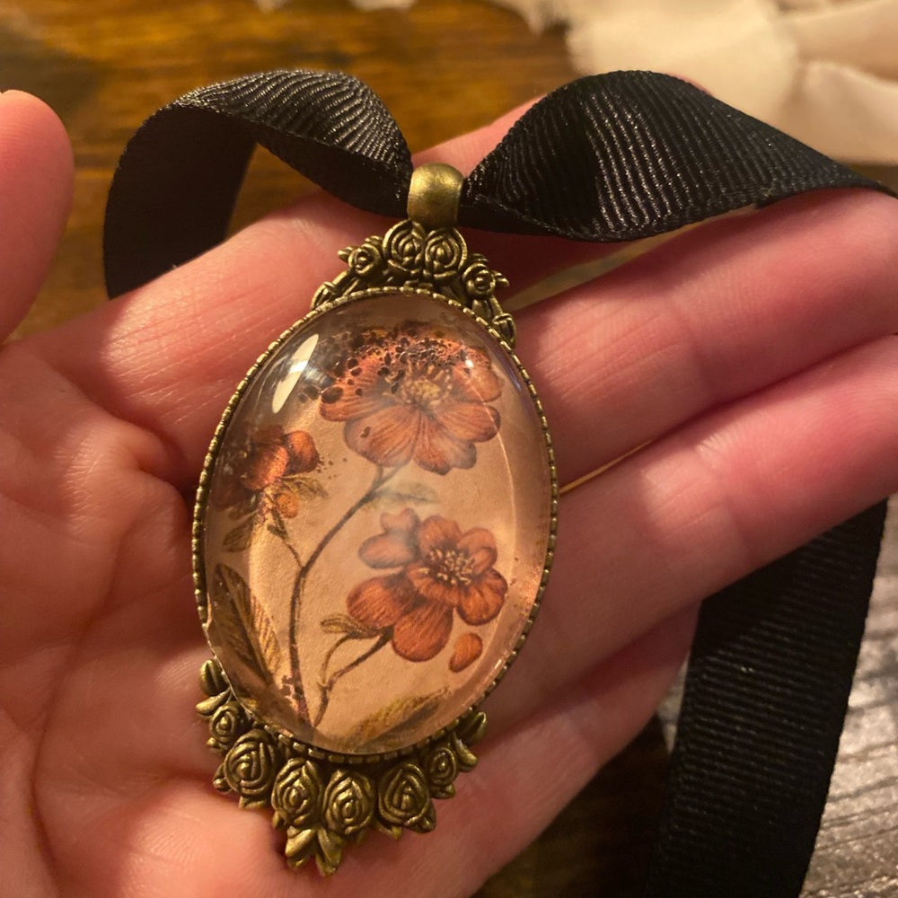 Vintage Style Floral Pendant with Black Ribbon